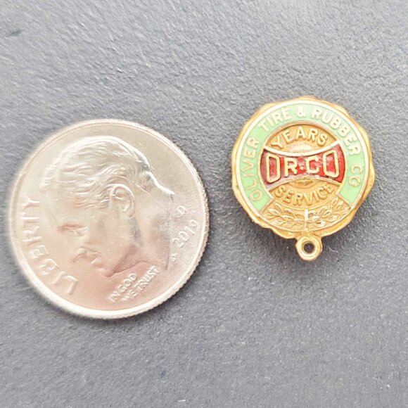 Vintage 10K Yellow Gold Oliver Tire & Rubber Co. OR CO Years of Service Pin - Picture 4 of 6